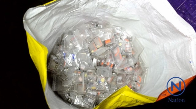 ตร.รวบหนุ่มใหญ่ทุบตู้ร้านเลี่ยมพระ
ลักสร้อย-กรอบพระ มูลค่ากว่าแสนบาท