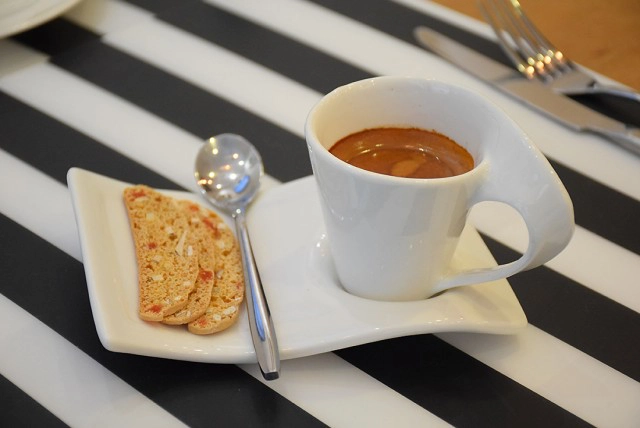 อร่อยปักหมุด : Hen House อาหารสุขภาพ โครงการเวนิช ดิ ไอริช ถนนวัชรพล รามอินทรา