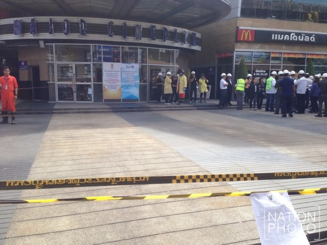 กทม.ตรวจ"เมเจอร์ปิ่นเกล้า"
ยันไม่อนุญาตให้เปิดห้าง จนกว่ารื้อ-ซ่อมชั้น4แล้วเสร็จ