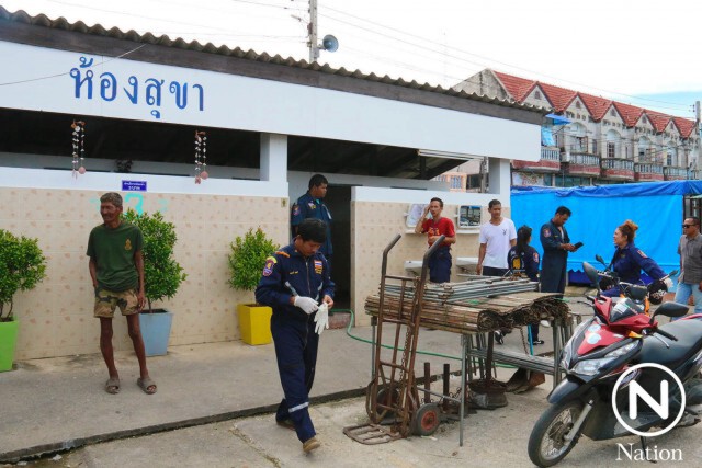 กู้ภัย-ตำรวจวุ่น! รับแจ้งชันสูตรศพลูกเรือตายคาส้วม สุดท้ายเมาหลับขณะปลดทุกข์