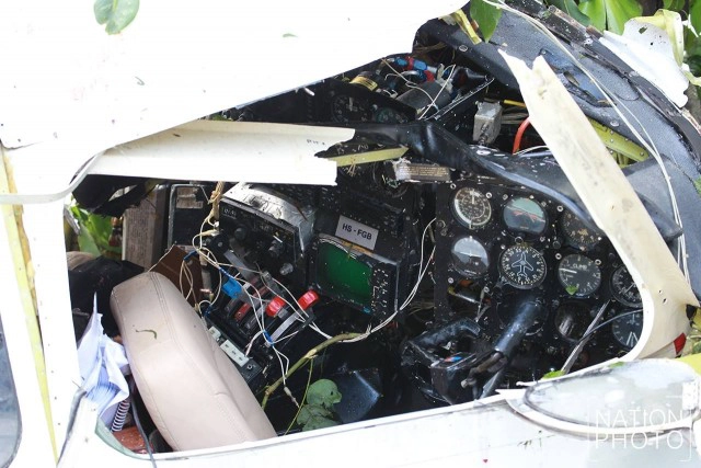 ภาพชุด ระทึก! เครื่องบินเล็กตกในคลอง เขตหนองจอก