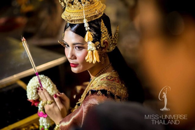 "น้ำตาล" ชลิตา รำแก้บนถวายท้าวมหาพรหม หลังคว้ามงกุฎ  Miss Universe Thailand 2016
