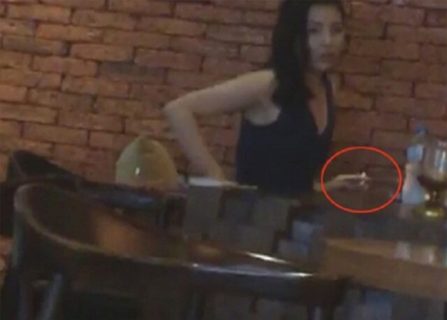 มิสเวียดนามโดนแบน  เพราะสูบบุหรี่...ห้ามขึ้นเวทีส่งมอบมงกุฎนางงาม