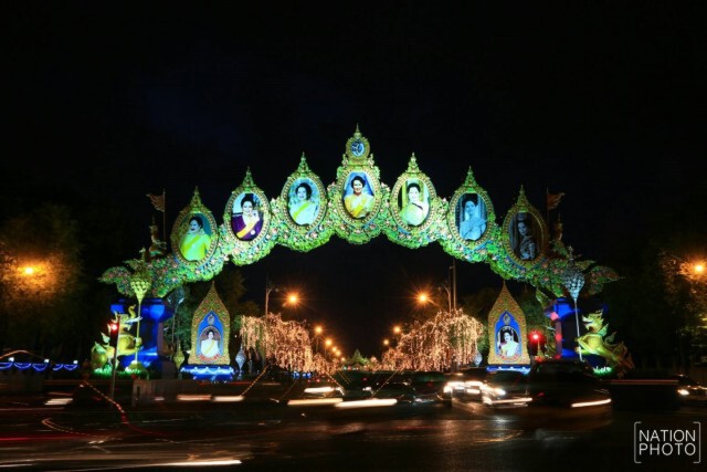 งดงาม...ไฟประดับเฉลิมพระเกียรติพระราชินี