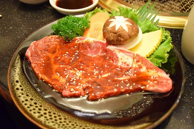 อร่อยปักหมุด : Yakiniku aroi ร้านปิ้งย่างสไตล์ญี่ปุ่น ถนนธนิยะ