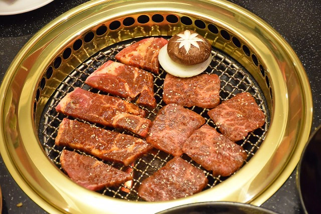 อร่อยปักหมุด : Yakiniku aroi ร้านปิ้งย่างสไตล์ญี่ปุ่น ถนนธนิยะ