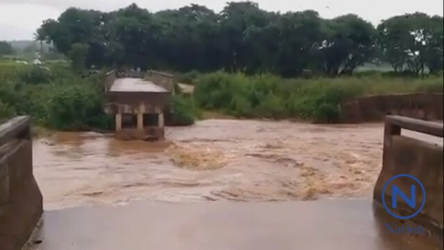 ฝนถล่ม จ.ลำปาง
น้ำป่าพัด ซัดสะพานคอนกรีตขาด
