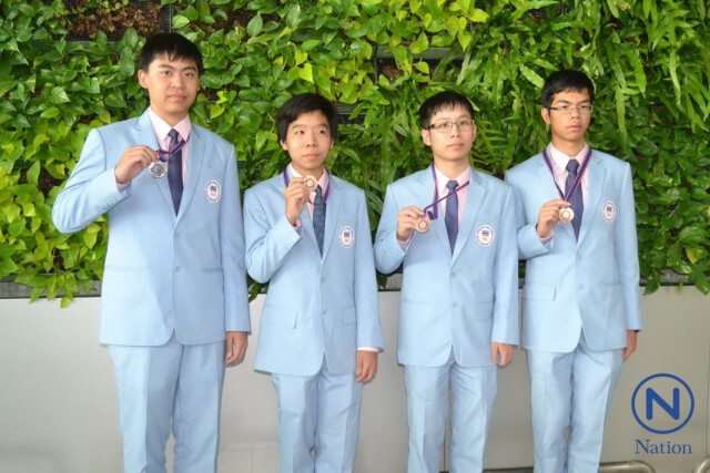 สุดยอด!
เด็กไทยคว้า 1 เหรียญเงิน 3 เหรียญทองแดง
คอมพิวเตอร์โอลิมปิกระหว่างประเทศ