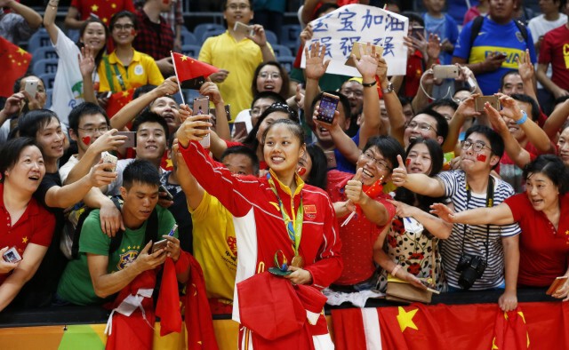 สมศักดิ์ศรี! "วอลเลย์บอลสาวจีน" โค่นเซอร์เบีย 3-1 เซต คว้าเหรียญทองโอลิมปิก สมัยที่ 3