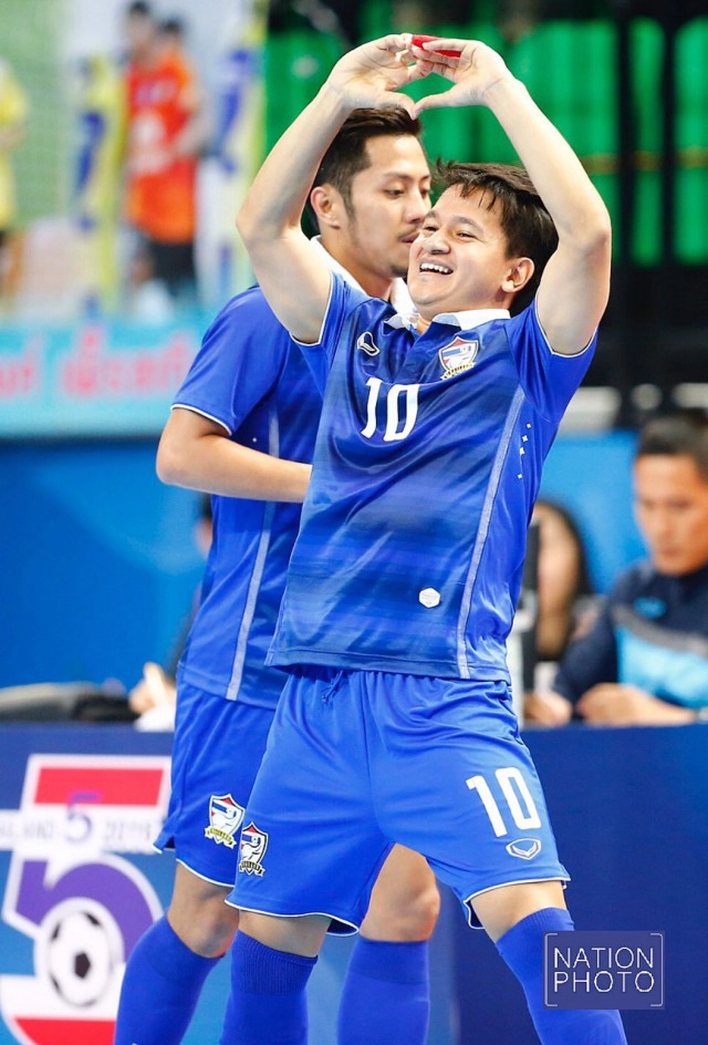 เต็มที่แล้ว! ฟุตซอลไทย เสมอคาซัคฯ 3-3 ได้รองแชมป์ไทยแลนด์ไฟว์