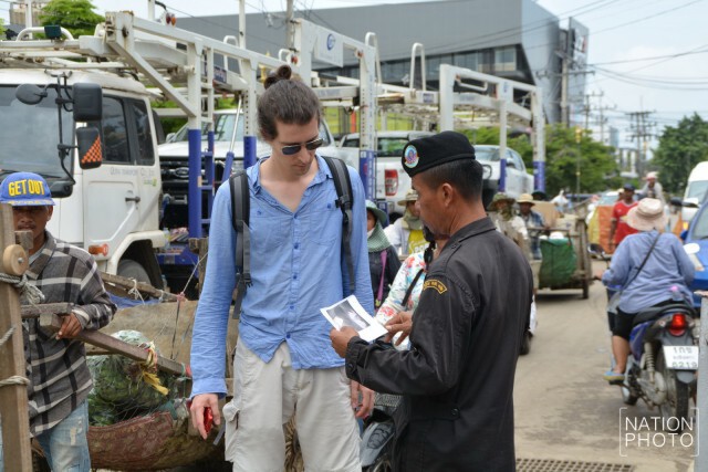 ตม.เข้ม! ด่านชายแดน สกัดจับแก๊งแขกขาว เจาะ ATM ฉกเงิน 12 ล้าน