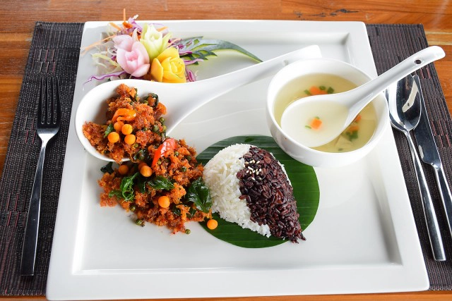 อร่อยปักหมุด : The Paz ร้านอาหารบรรยากาศสุดสวย ถนนหนองสาหร่าย-วังน้ำเขียว นครราชสีมา