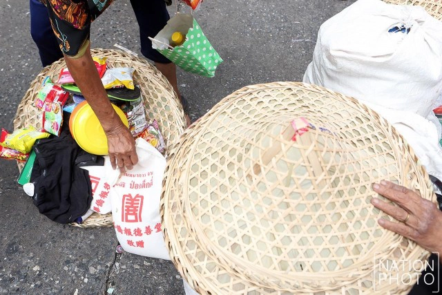 งานประเพณีทิ้งกระจาด ปี 59