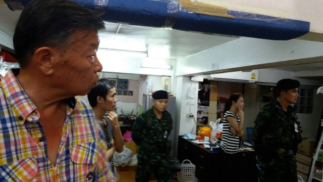 บุกจับต่างด้าวย่านห้วยขวาง "ไชน่าทาวน์"
พบชาวจีนใช้วีซ่านทท.ลักลอบทำงาน