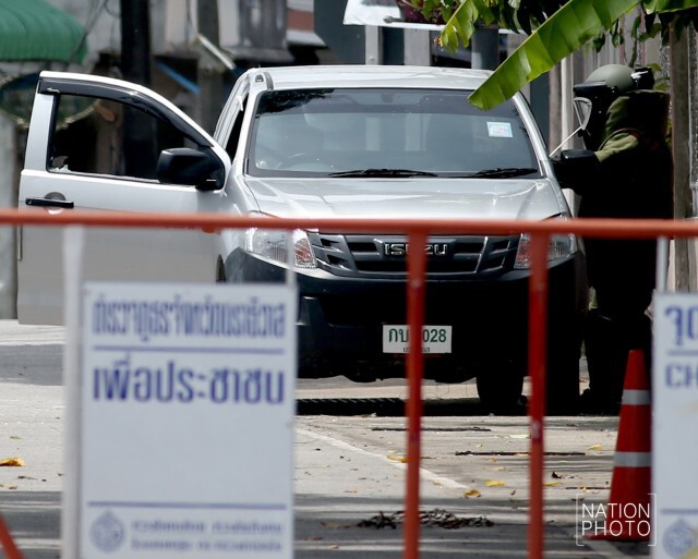 กู้คาร์บอมบ์ รถขนนมปัตตานี จอดติดบ้านผกก.สภ.แว้ง