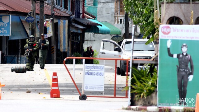 กู้คาร์บอมบ์ รถขนนมปัตตานี จอดติดบ้านผกก.สภ.แว้ง