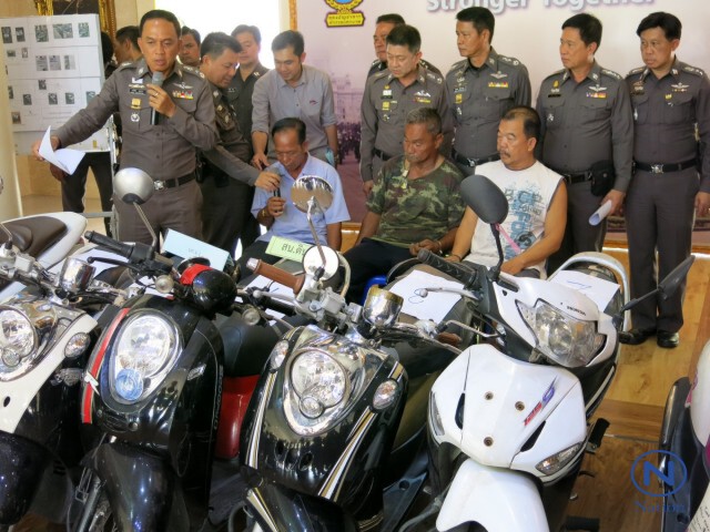 ตร.รวบแก๊งสูงวัย เพิ่งออกจากคุก
งัดวิชา"กุญแจผี"ขโมยรถจยย.