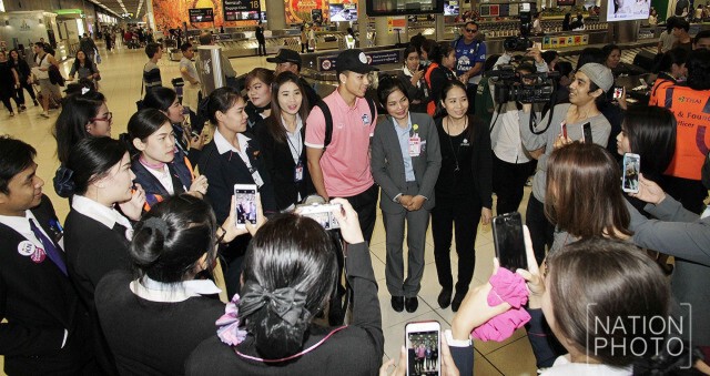"ทัพช้างศึก" ถึงไทย โดยสวัสดิภาพ