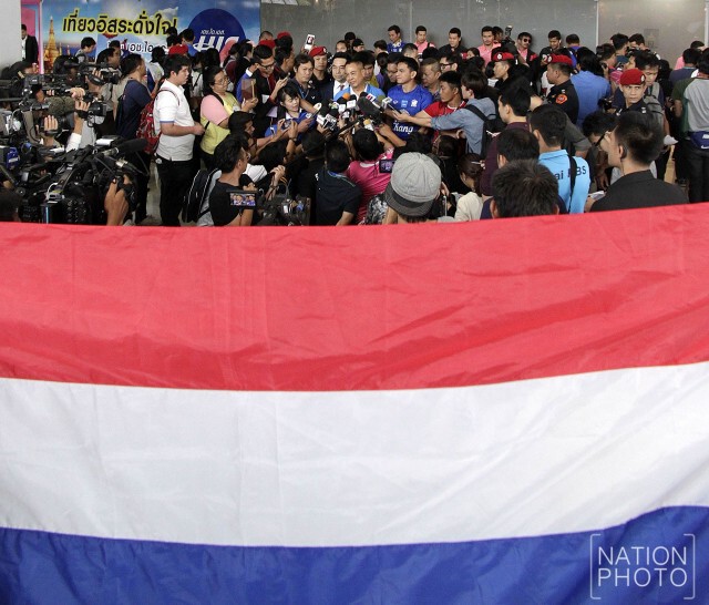 "ทัพช้างศึก" ถึงไทย โดยสวัสดิภาพ