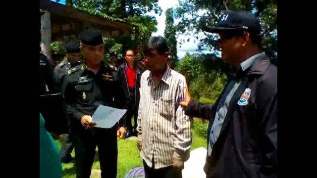 แจ้งความ! "สมัคร ดอนนาปี"
รุกป่าจังหวัดตาก สร้างบ้านพักส่วนตัว