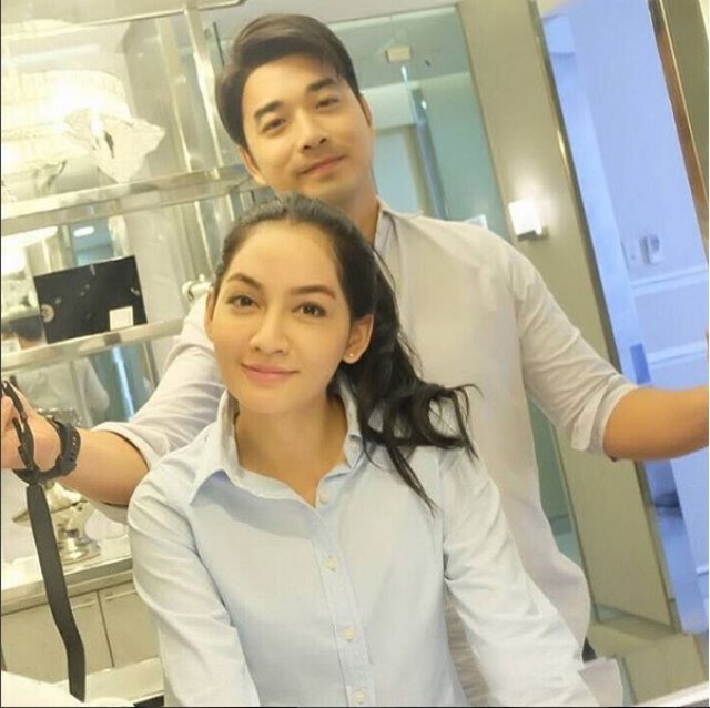 "เจมส์-ก้อย" แพลนฉลองมงคลสมรสปีหน้า