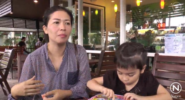 ทึ่ง! อนุบาล 5 ขวบ พูดอังกฤษคล่อง แม่เผยสอนเอง -ให้ดูการ์ตูน