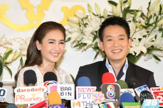 "เนย-อาร์ม" แถลงข่าว 
ฉลองมงคลสมรสสุดชื่นมื่น
