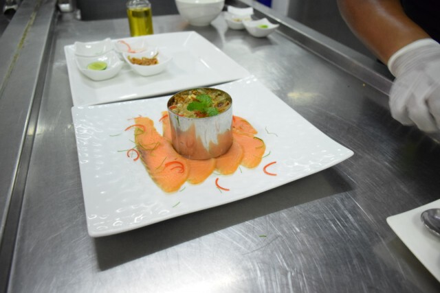 Cooking is fun : ยำส้มโอสโมกแซลม่อน เมนูอร่อยจากปารดี @ เกาะเสม็ด