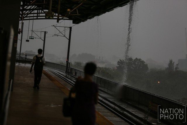 ฝนถล่มกรุง! ช่วงเย็นหลายพื้นที่ 
หนักสุดเขต"บางขุนเทียน" 51.5 มม.