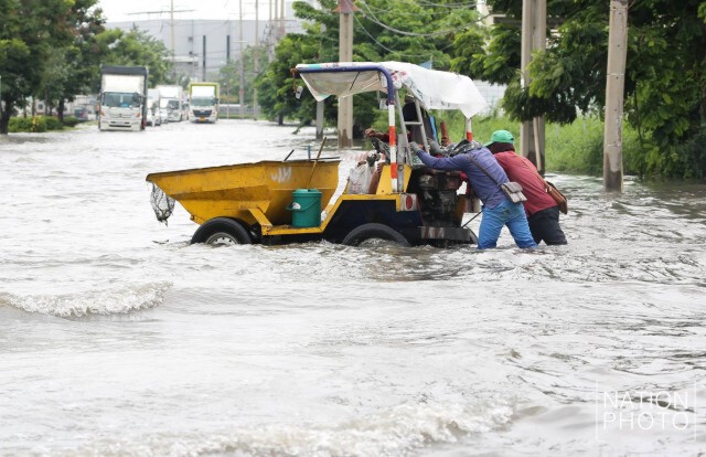 นิคมฯเวลโกรว์..อ่วม! เจอฝนถล่มหนัก