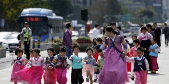 ไอดอลสาวอวยพร "เทศกาลชูซอก"
