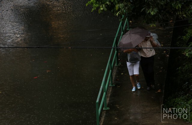 ฝนถล่มกรุง! ช่วงเย็นหลายพื้นที่ 
หนักสุดเขต"บางขุนเทียน" 51.5 มม.