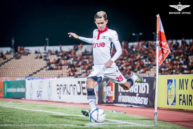 "ช้างศึก" ส่ง "ซีกฮาร์ท-จิตปัญญา-สรรวัชญ์" ดวล"ยูเออี-อิรัก" คัดบอลโลก