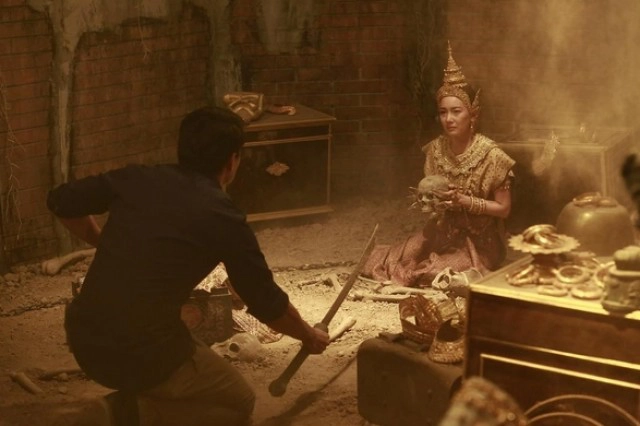 ผกก.พิษสวาทปลื้ม นายกฯชมทำละครน้ำดี