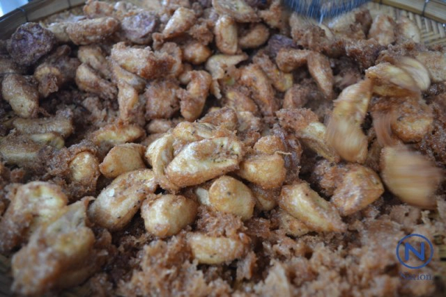 กล้วยแขกสุโขทัย ขายกล้วยทอดที่พิษณุโลกผ่อนบ้านได้สองหลัง