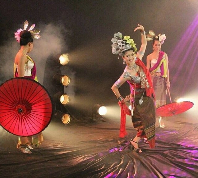 คุณแม่เอเลน สุดปลื้ม "โซฟี่" เดินหน้าทำงานเพื่อครอบครัว