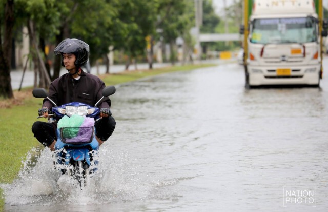 นิคมฯเวลโกรว์..อ่วม! เจอฝนถล่มหนัก