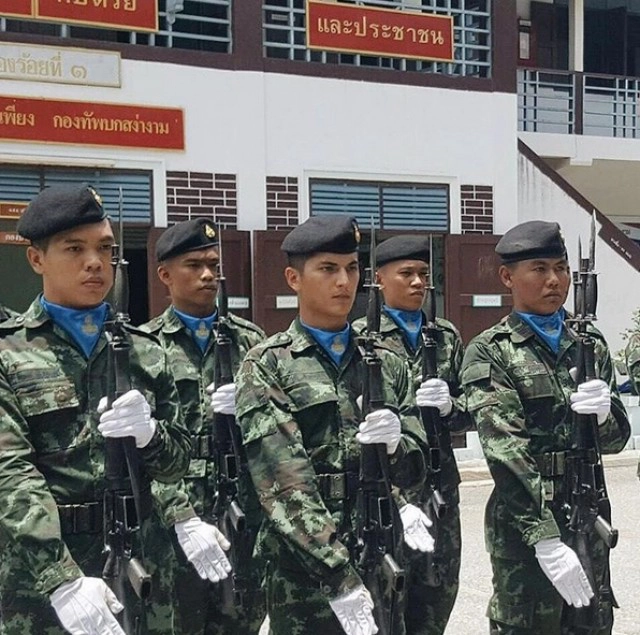 คุณแม่เอเลน สุดปลื้ม "โซฟี่" เดินหน้าทำงานเพื่อครอบครัว