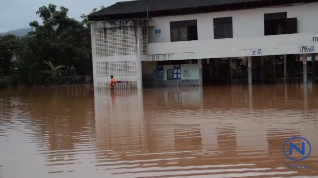 พิษพายุ"ราอี"
น้ำทะลักท่วมด่านซ้าย หนักสุดรอบ 30 ปี