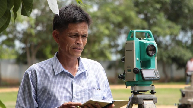 สั่งรื้อรีสอร์ทภรรยา"สจ.จ่อย"
หลังบุกรุกที่ชลประทาน