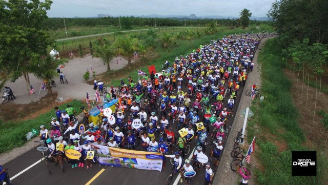 ภาพมุมสูง : เนชั่น ไบค์ ปั่น @สะเดา จ.สงขลา