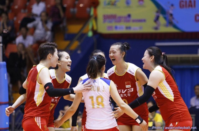 ตบสาวไทยถล่มเกาหลีใต้ ขาดลอย 3-0 
ชนจีน! รอบรองฯ  AVC Cup 2016