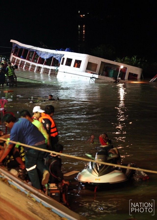 จับคนขับเรือล่มอยุธยา อ้างแซงเรือบรรทุกทราย เจอทางโค้งไม่พ้น บังคับเรือไม่อยู่