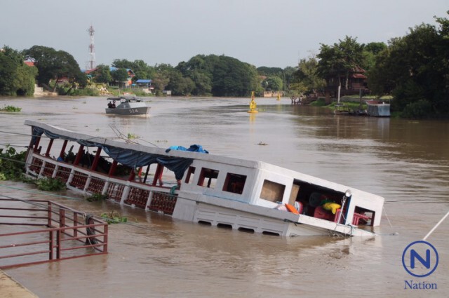 ระดมประดาน้ำ "ค้นหาผู้สูญหาย" เหตุเรือล่มอยุธยา