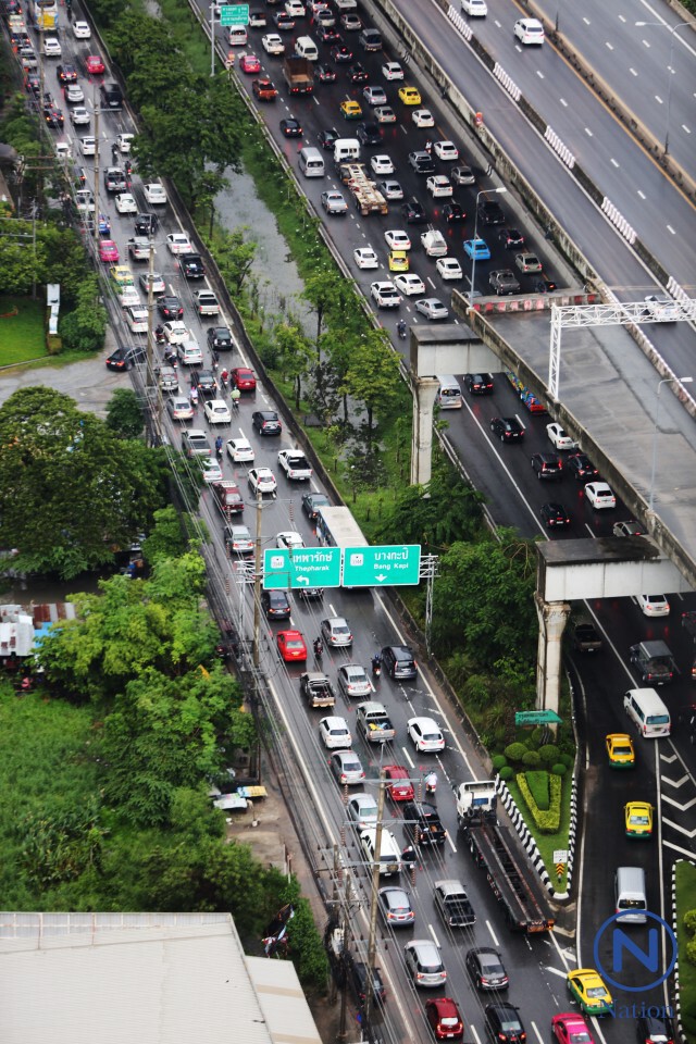 "ฝนตก-รถติด"
บางนา -ตราด ก.ม.4.5