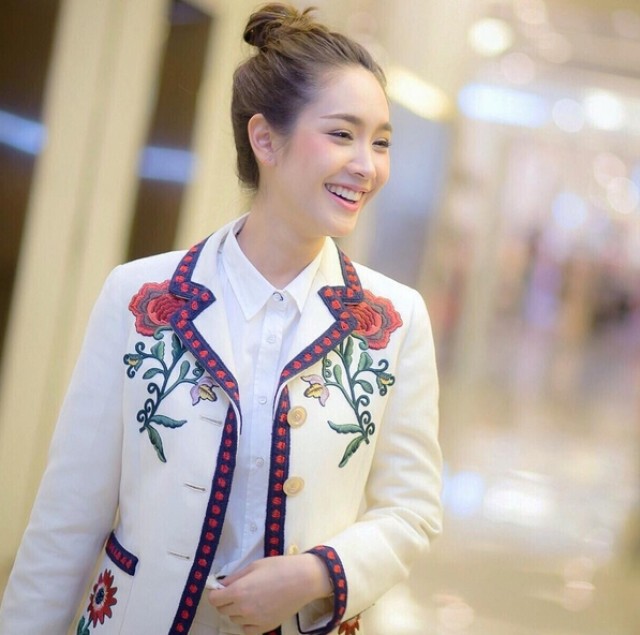 "มิน" บินตรงรับกระเป๋าหรูแล้ว  วอนจบดราม่า
