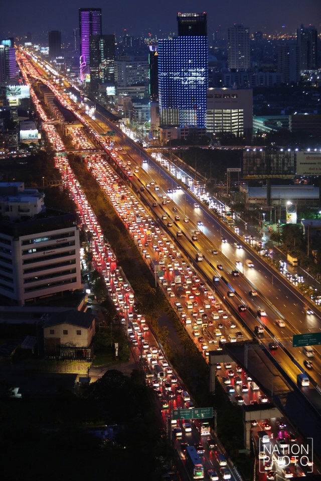 "ฝนตก-รถติด"
บางนา -ตราด ก.ม.4.5
