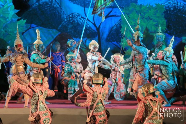 โขน : อัจฉริยนาฏกรรมสยาม