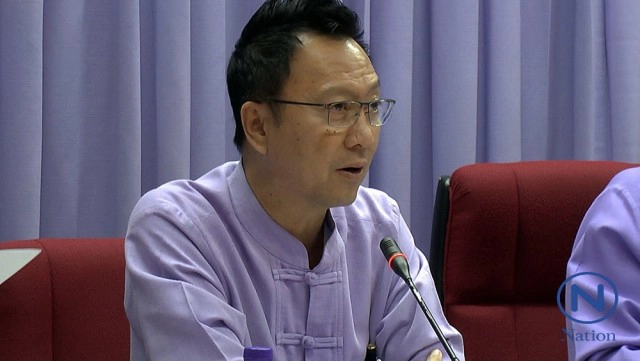 มช.เปิดโต๊ะแจง
"หมอนิเวศน์"นั่งเก้าอี้ สนช.
ไม่ขาดคุณสมบัติ เป็นอธิการบดี