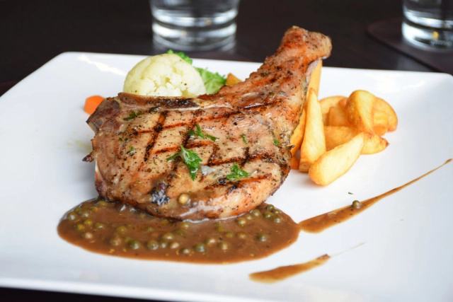 อร่อยปักหมุด : The Chocolate Factory ถนนธนะรัตน์ ทางเข้าเขาใหญ่ ปากช่อง นครราชสีมา